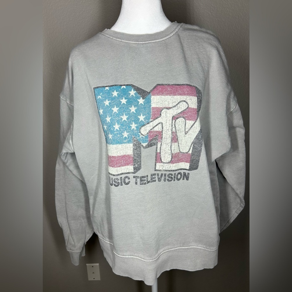 MTV Mens VTG Style American Flag Logo Crewneck Gray Pullover Sweatshirt SZ L